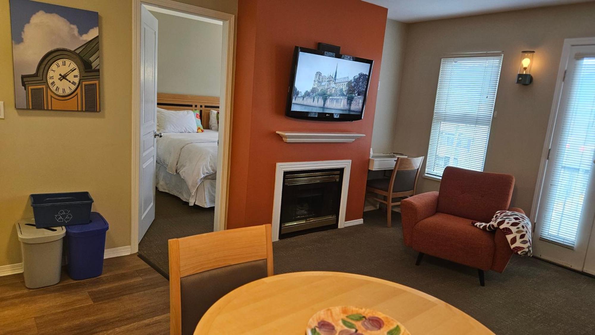 Times Square Suites Hotel Vancouver Eksteriør billede
